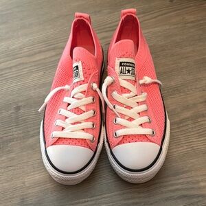 Converse  kid’s Pink Sneakers
